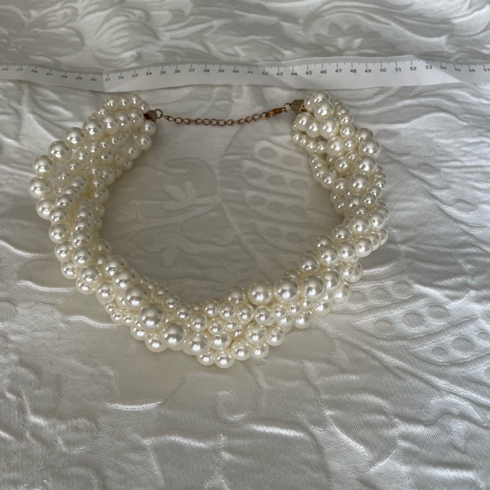 Pearl necklace